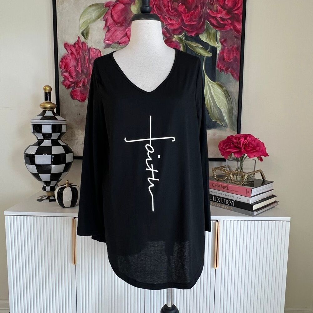 Cozy Women's Long Sleeve Faith Script Cross Graphic T-Shirt Black Size Large NWT